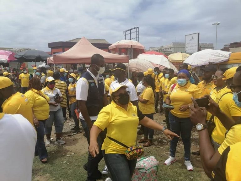 MTN Staff Hit Ground To Support Customers With SIM Registration