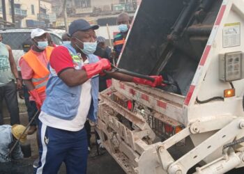 NPP Cleans Manhyia Streets For Big Durbar