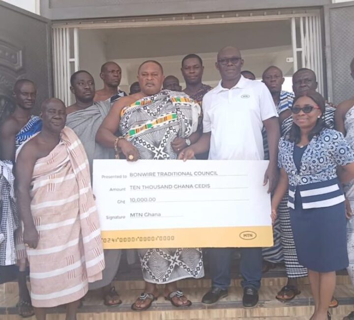 MTN Ghana Supports Bonwire Chiefs With Cash, Others Ahead Of Kente Festival