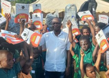 EKK Foundation Supports Abono Kids With Exercise Books, Bags And Others