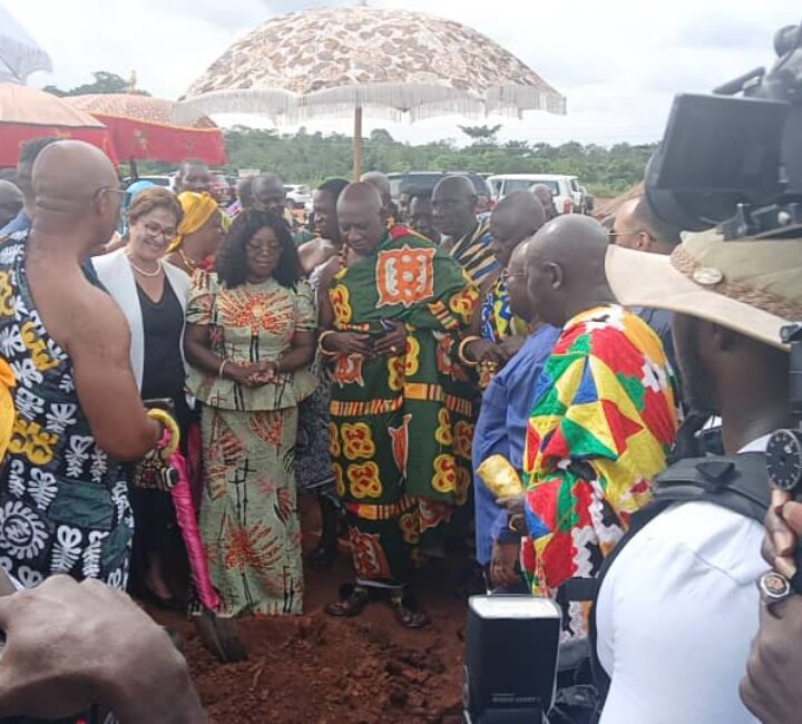 Otumfuo Cuts Sod For Construction Of Cancer Excellence Center At Kwaso