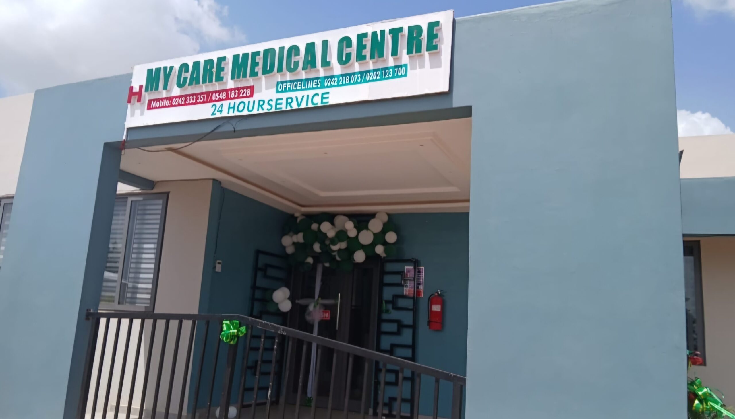 Bekwaime Community Gets Private Medical Center…As Hundreds Attend Commissioning. 