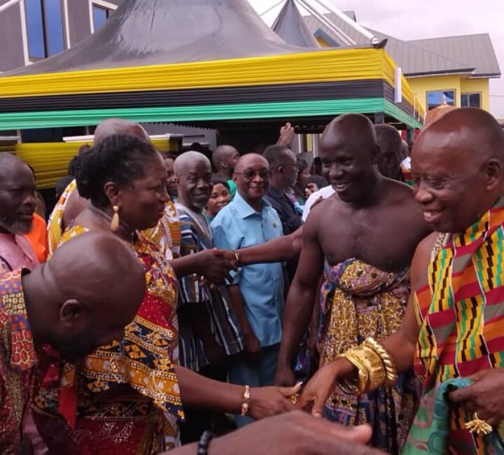 Asokwa MP Commends Kaasehene For Constructing Health Center…Supports With items