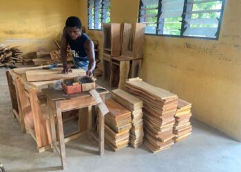 Lawyer Kwabena Boateng Provides 200 Desks To Onwe SHS…Form 1 Students Excited
