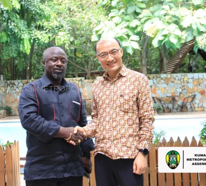 KMA Boss holds bilateral business talks with Chinese Ambassador