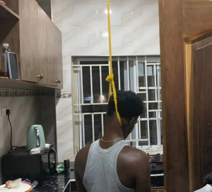 Broken heart man commits suicide
