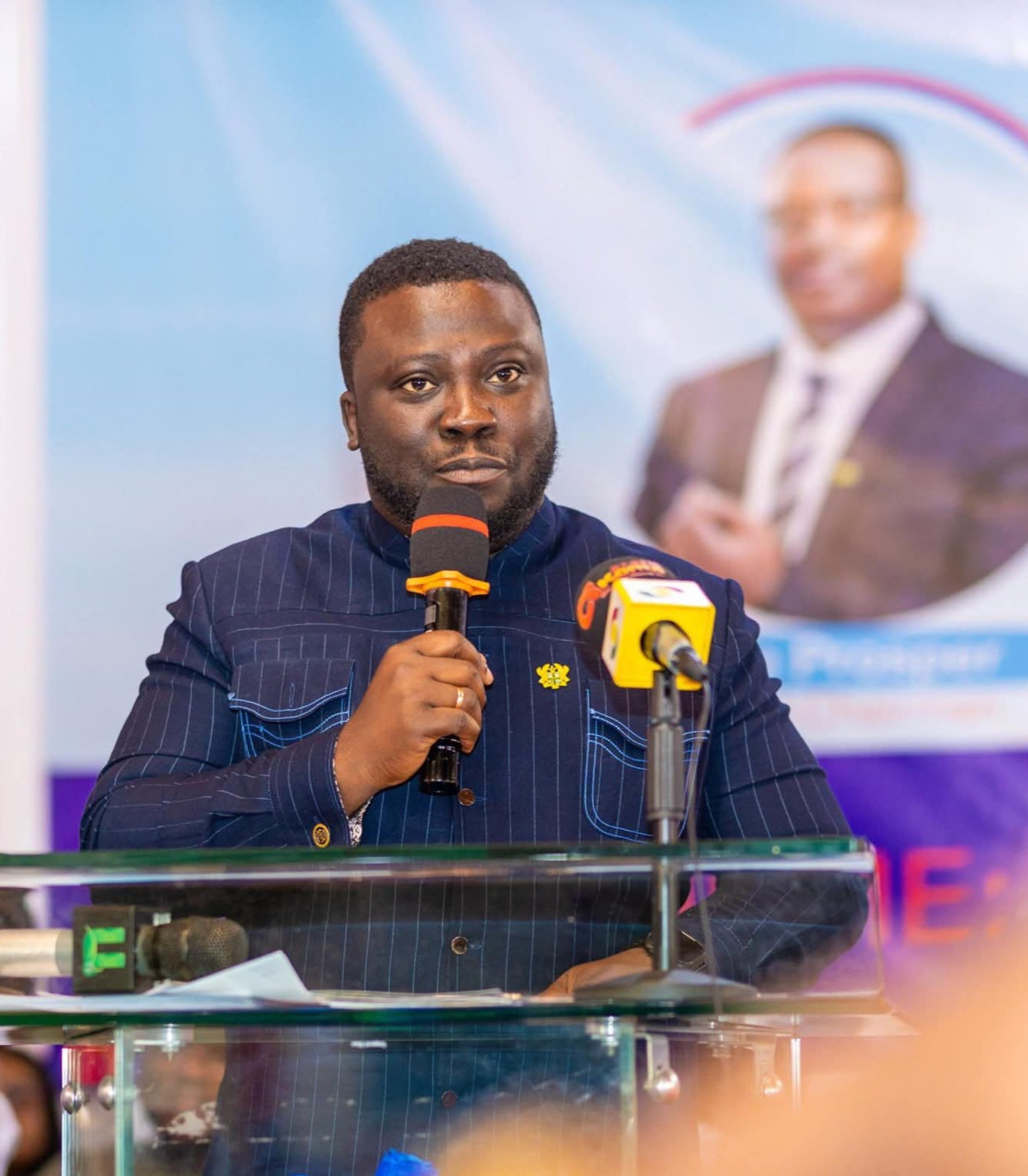 Minister Calls For Calm In Tontokrom…Assures Chiefs, Youth of Solution To Impasse