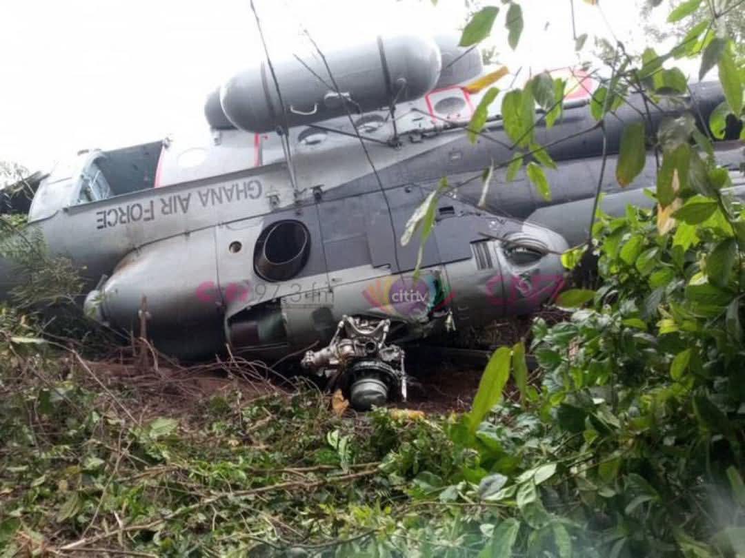Tall tree caused helicopter crash