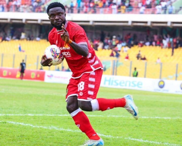 IMG-20251031-WA0378 Kotoko’s former striker, Albert Amoah, bids club farewell