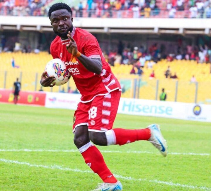 IMG-20251031-WA0378 Kotoko’s former striker, Albert Amoah, bids club farewell