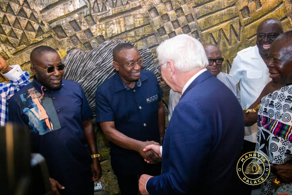 IMG-20251104-WA0388 Otumfuo introduces Ghanaian business moguls to German President
