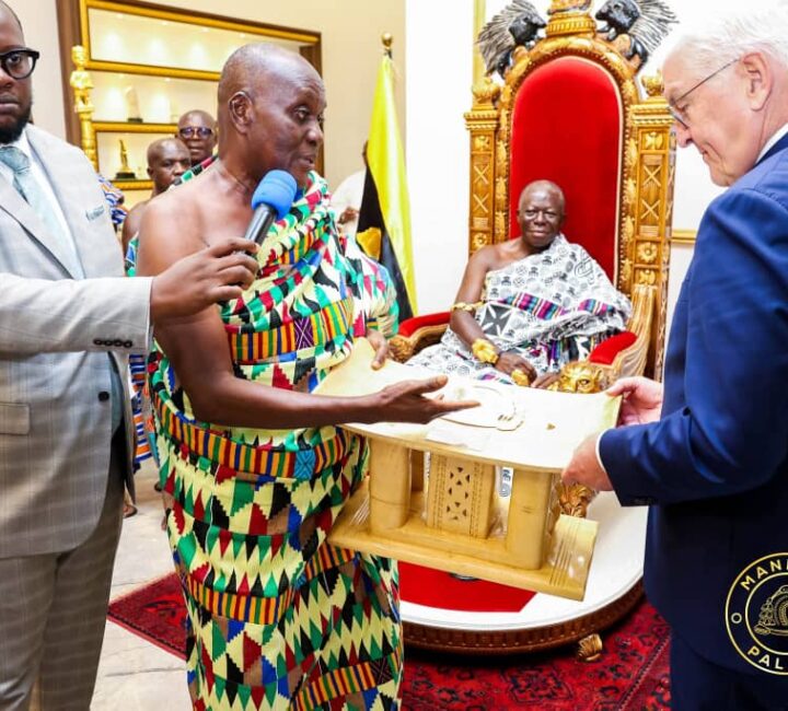 IMG-20251105-WA0153 Asantehene Presents Symbolic Stool to German President