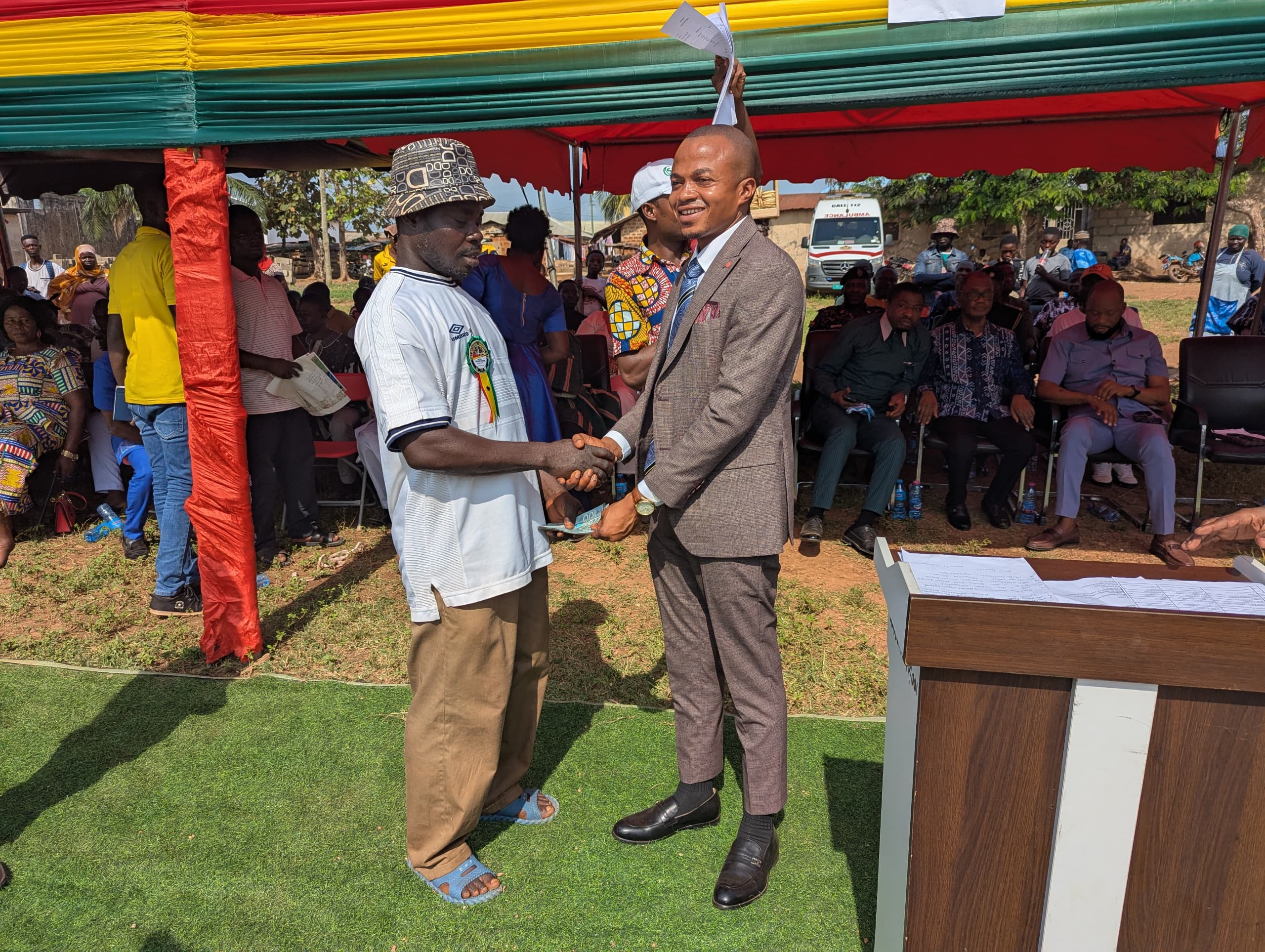 IMG-20251205-WA0345 Visually impaired farmer awarded at District Farmers’ Day Celebration