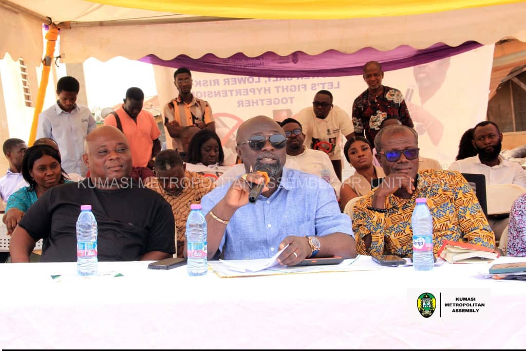 IMG-20251216-WA0358 KMA Boss engages residents on local governance