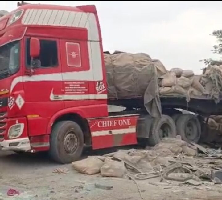 Screenshot_20260107_165103_WhatsAppBusiness 7 killed in bloody crash