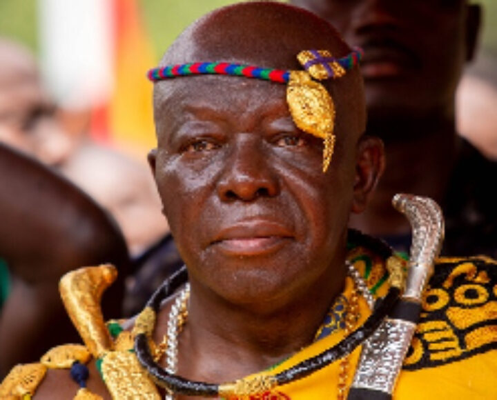 56215921.295 Otumfuo storms US