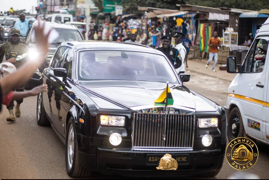 K’si gives Otumfuo a befitting welcome from U.S trip