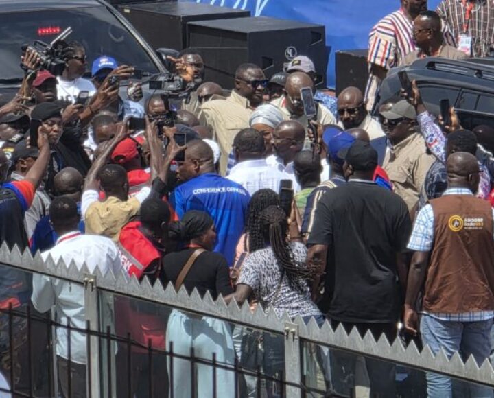 Bawumia Mobbed At NPP Conference