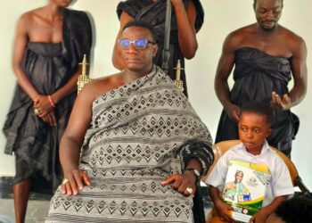 IMG-20261014-WA0063 Adanwomasehene Adopts Determined 16-Year-Old Kofi Sarpong…Pledges Full Scholarship and Welfare Support